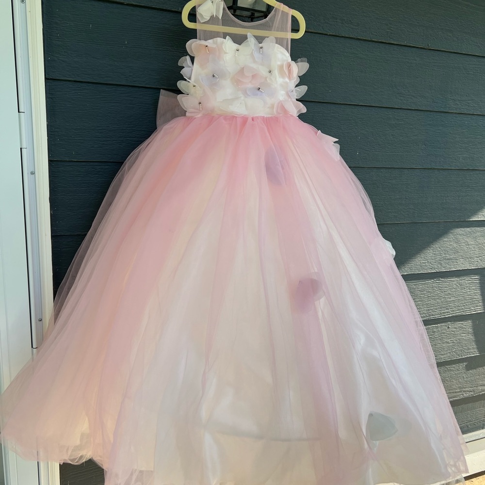 Girls pink dress
